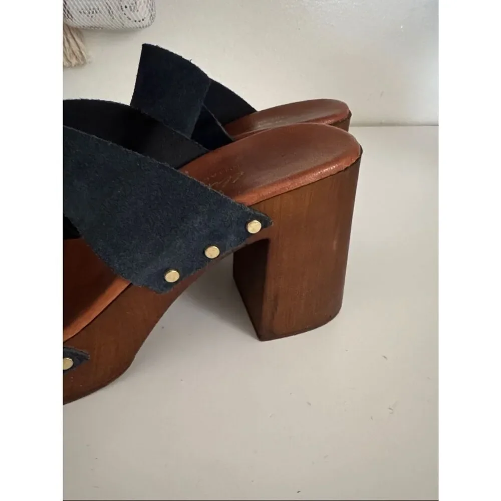 Avellini Platform clog sandal Suede Navy Made in Italy EUC
